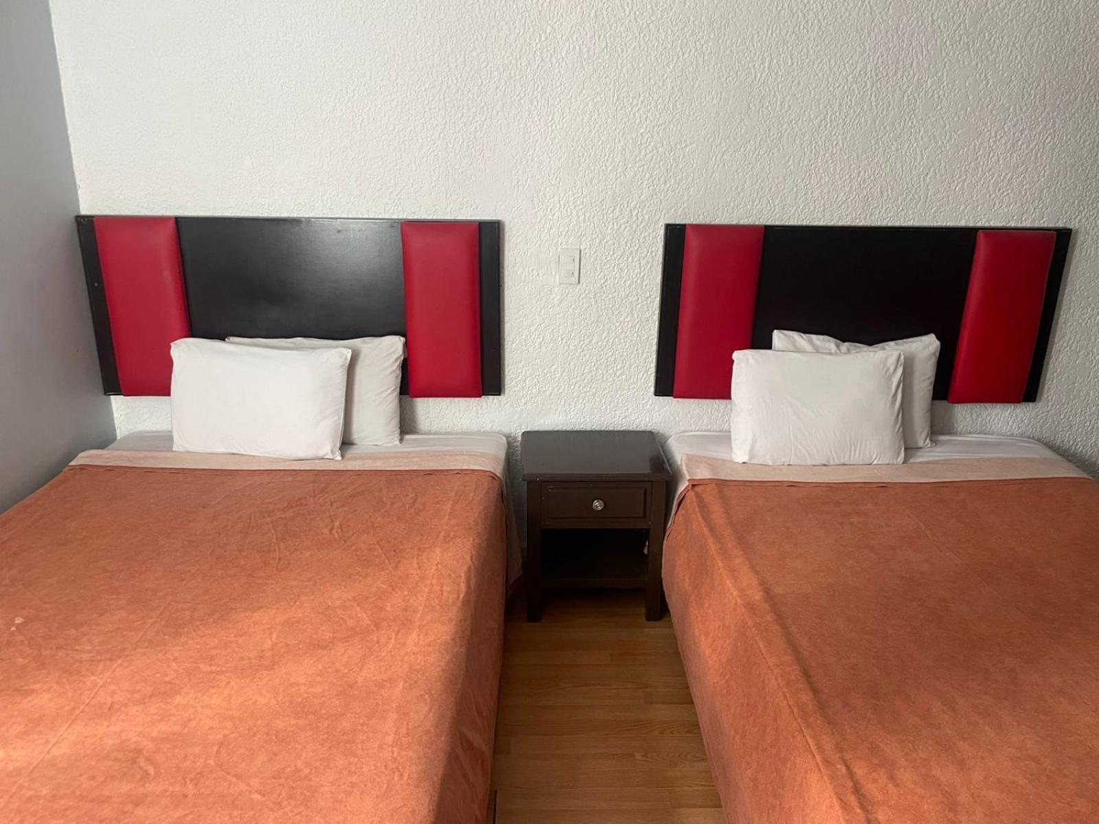 Hotel Colon Express Guadalajara Exterior photo